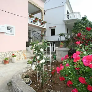 Radosav Apartment